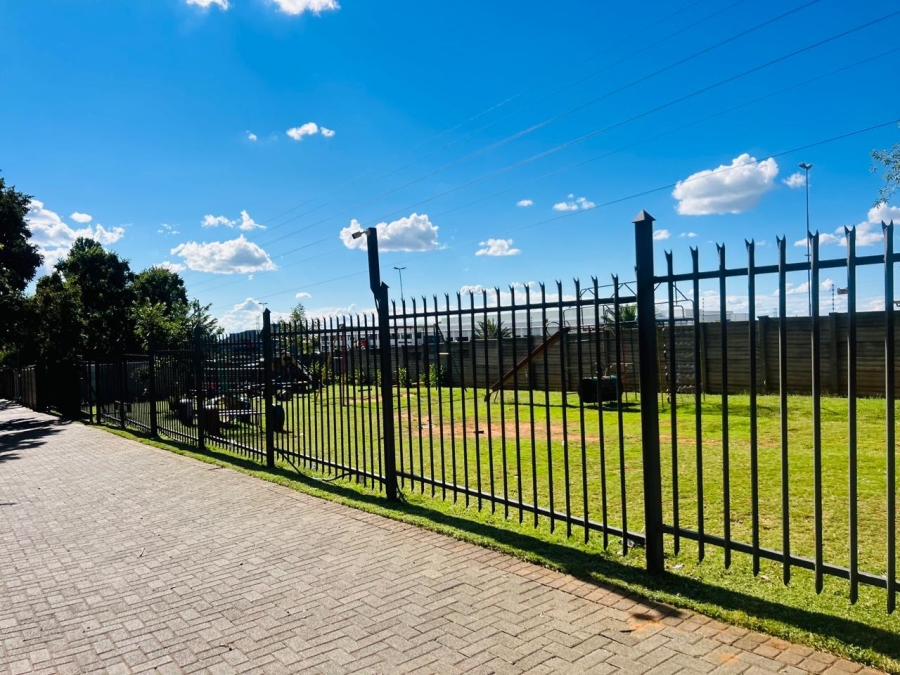 3 Bedroom Property for Sale in Langenhovenpark Free State